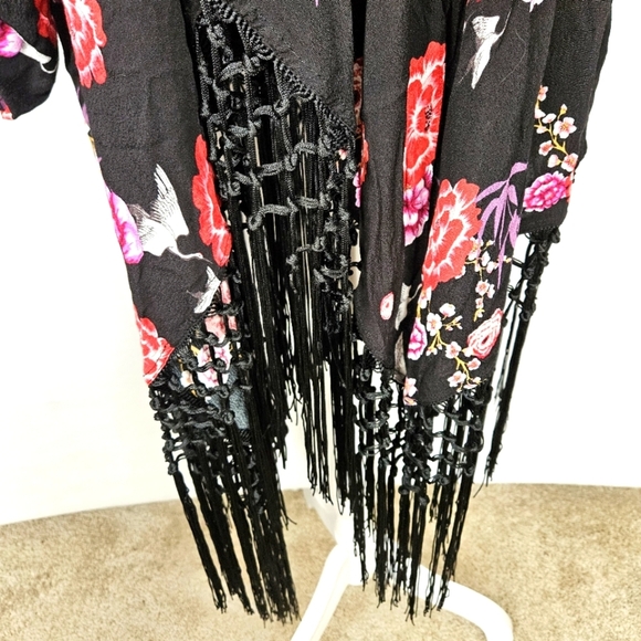 Torrid Floral & Crane Print Crepe Fringe Kimono 3X - Picture 9 of 13